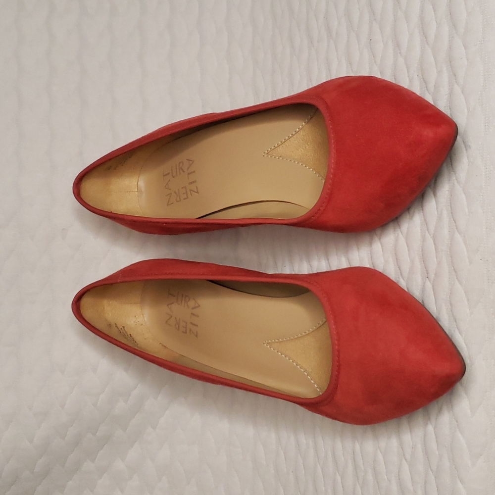 Naturalizer Red Heels